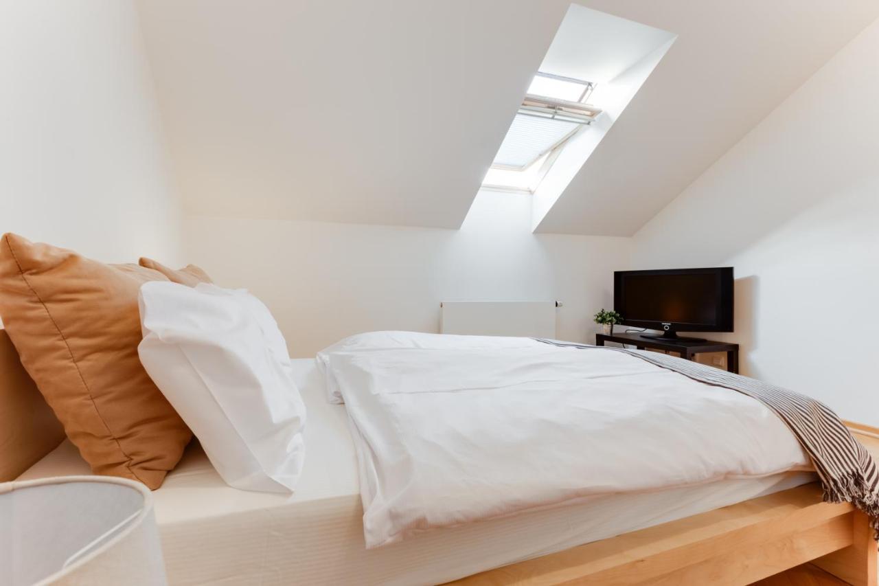 Jt'S Apartments Bilkova Str. Prague Ngoại thất bức ảnh